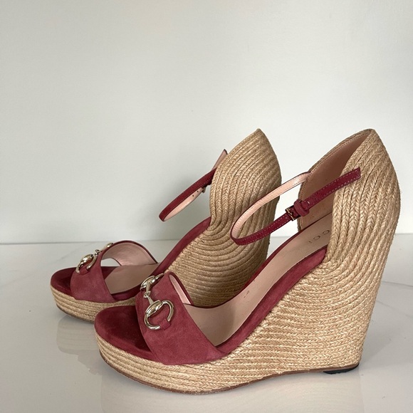 AUTHENTIC GUCCI HORSEBIT WEDGE ESPADRILLES - Picture 6 of 13